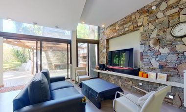 Exclusiva Casa de 5 ambientes + Departamento en Venta Mar de las Pampas