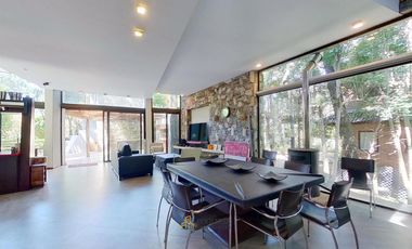 Exclusiva Casa de 5 ambientes + Departamento en Venta Mar de las Pampas