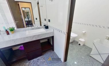 Exclusiva Casa de 5 ambientes + Departamento en Venta Mar de las Pampas