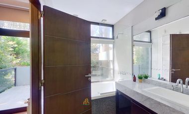 Exclusiva Casa de 5 ambientes + Departamento en Venta Mar de las Pampas