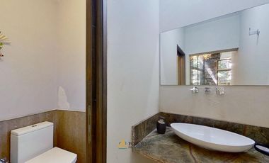 Exclusiva Casa de 5 ambientes + Departamento en Venta Mar de las Pampas