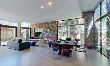 Exclusiva Casa de 5 ambientes + Departamento en Venta Mar de las Pampas