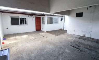 Casa en Güemes al 500, Temperley