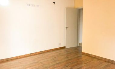 Venta PH en Avellaneda Tipo Casa de 2  ambientes con Patio con Posibilidad de Ampliación