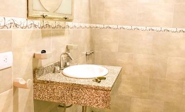 Venta PH en Avellaneda Tipo Casa de 2  ambientes con Patio con Posibilidad de Ampliación