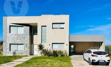 Casa en venta - Barrio Santa Ines, Canning