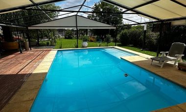 Casa ubicada en el barrio la martina