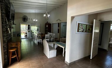 Casa ubicada en el barrio la martina