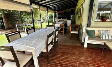 Casa ubicada en el barrio la martina