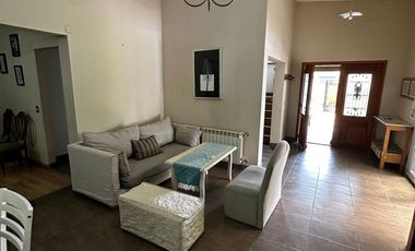 Casa ubicada en el barrio la martina