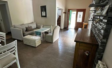 Casa ubicada en el barrio la martina