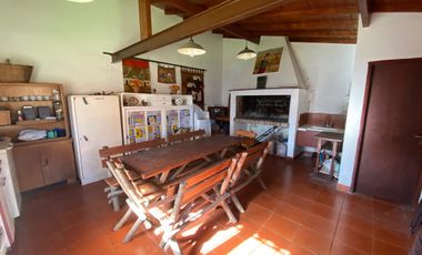 Casa en Miramar con amplio parque