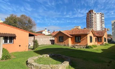 Casa en Miramar con amplio parque