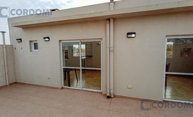 Venta Departamento en Lanús Oeste 2 ambientes al contrafrente por escalera