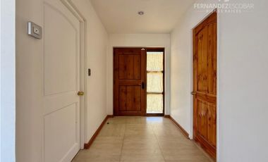 RINCONADA - VENTA CASA 4D 4B COND. VIÑEDOS DE TABOLANGO