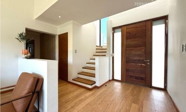 RINCONADA - VENDE CASA 5D 4B COND. EL SAUCE