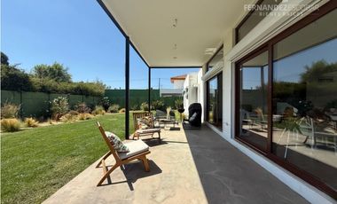 RINCONADA - VENDE CASA 5D 4B COND. EL SAUCE