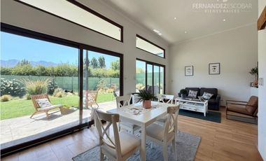 RINCONADA - VENDE CASA 5D 4B COND. EL SAUCE