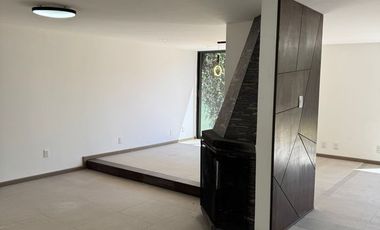 Casa en renta en Club de Golf San Carlos, Metepec