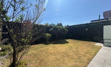 Casa en renta en Club de Golf San Carlos, Metepec