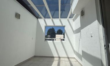 Casa en renta en Club de Golf San Carlos, Metepec