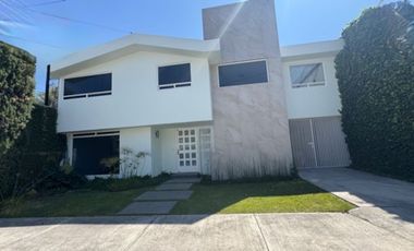 Casa en renta en Club de Golf San Carlos, Metepec