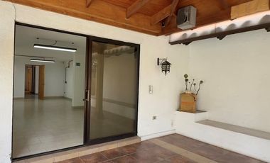 Casa Comercial en Plaza Ossandon