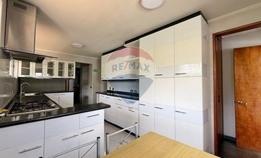 Casa Comercial en Plaza Ossandon