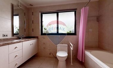 Casa Comercial en Plaza Ossandon