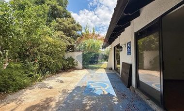 Casa Comercial en Plaza Ossandon