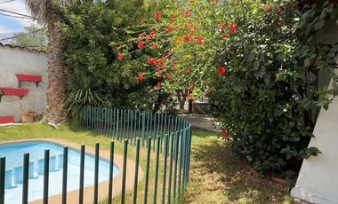 Casa Comercial en Plaza Ossandon