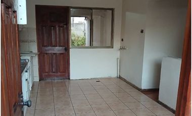 Vive en Linares, casa amplia, cómoda y remodelada