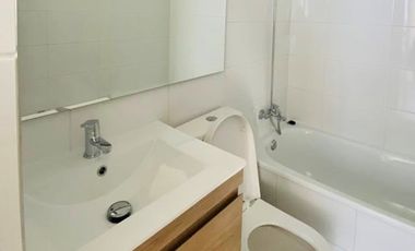 Año 2022, con garantía, con estacionamiento!