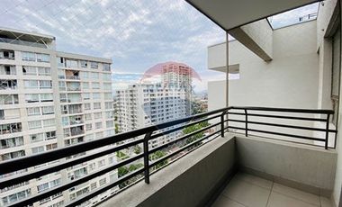 Año 2022, con garantía, con estacionamiento!