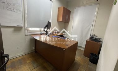 AMPLIA OFICINA MÍNIMO 40 PERSONAS METRO M MONTT PROVIDENCIA