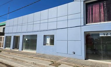 ALQUILER de Galpón  con Oficinas frente ruta 22