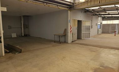 ALQUILER de Galpón  con Oficinas frente ruta 22