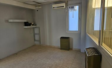 ALQUILER de Galpón  con Oficinas frente ruta 22