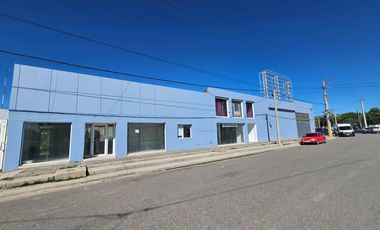 ALQUILER de Galpón  con Oficinas frente ruta 22