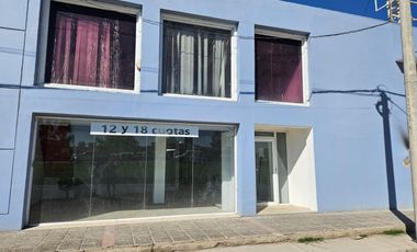 ALQUILER de Galpón  con Oficinas frente ruta 22