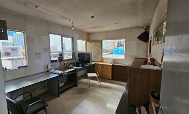 ALQUILER 3 Galpones más 6.300m2 de Predio libre en Cipolletti