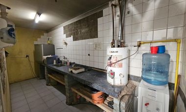 ALQUILER 3 Galpones más 6.300m2 de Predio libre en Cipolletti