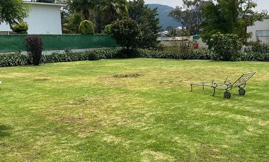 Casa en renta en Club de Golf Valle Escondido con jardín espectacular