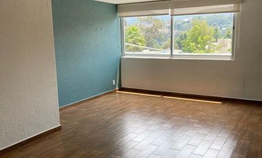 Casa en renta en Club de Golf Valle Escondido con jardín espectacular