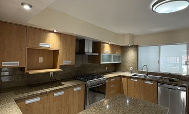 Casa en renta en Coto San Bernardo, Zapopan