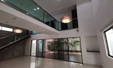 VENTA CASA RESIDENCIAL CUMBRES CANCUN