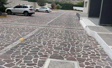 PENTHOUSE EN RENTA JURIQUILLA AMUEBLADO