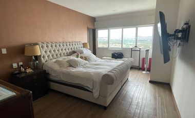 PENTHOUSE EN RENTA JURIQUILLA AMUEBLADO