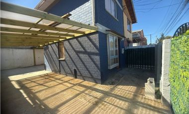 VENDO CASA EN INVICA 2D 1B  EXCELENTE ESTADO