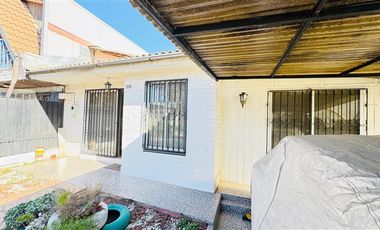 AMPLIA CASA CON 3D 1B COMUNA LA GRANJA